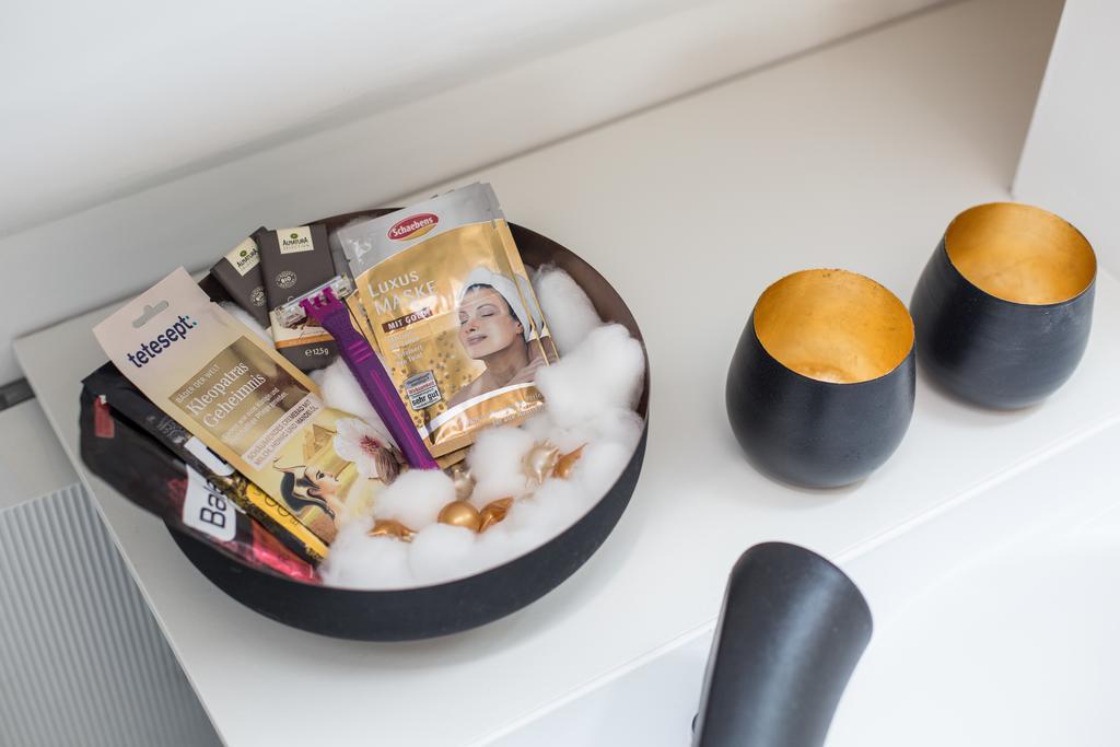 Private Wellness Suiten Mit Whirlpool Essen Habitación foto
